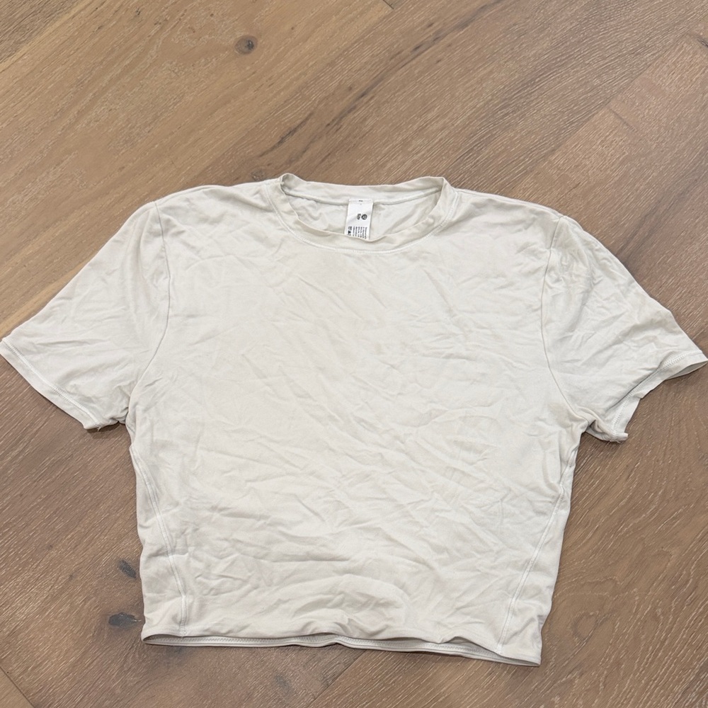 White Lululemon Short Sleeve Top Size S